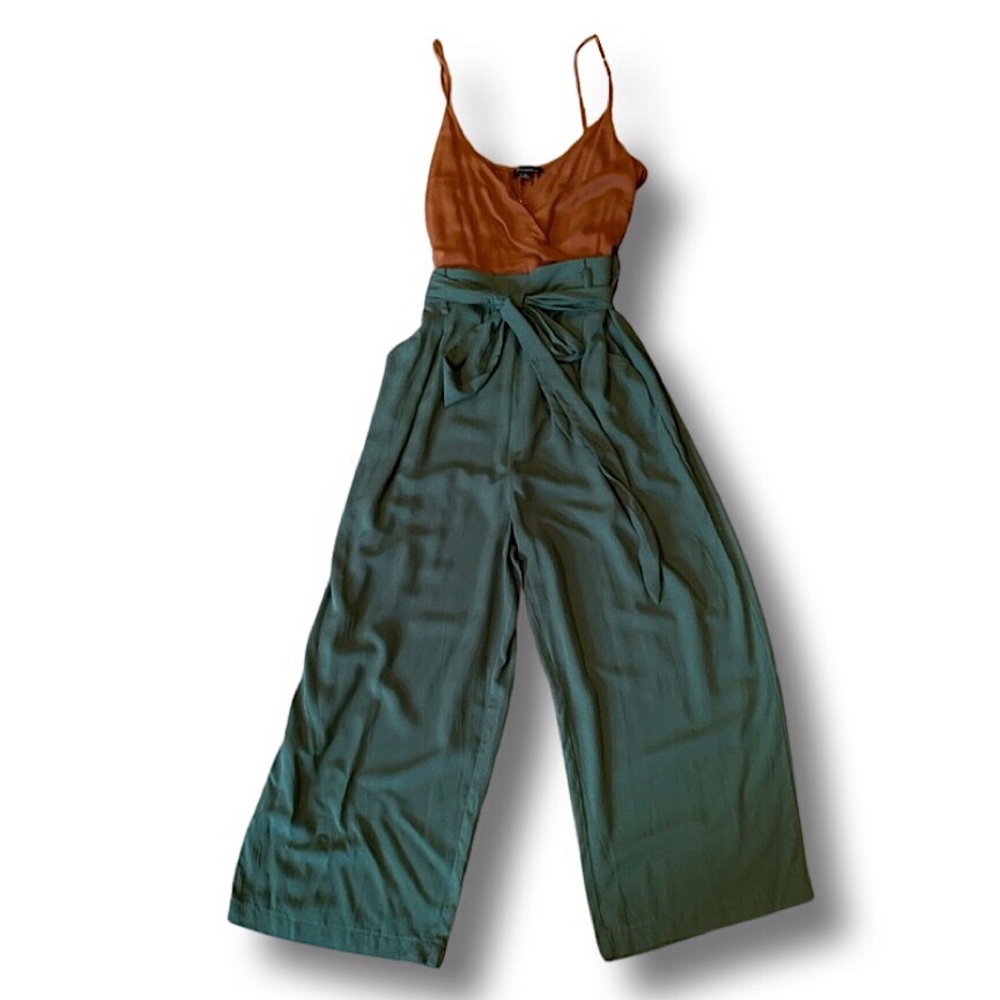 Fashionable Orange & Green Jumpsuit by Shinestar 😍